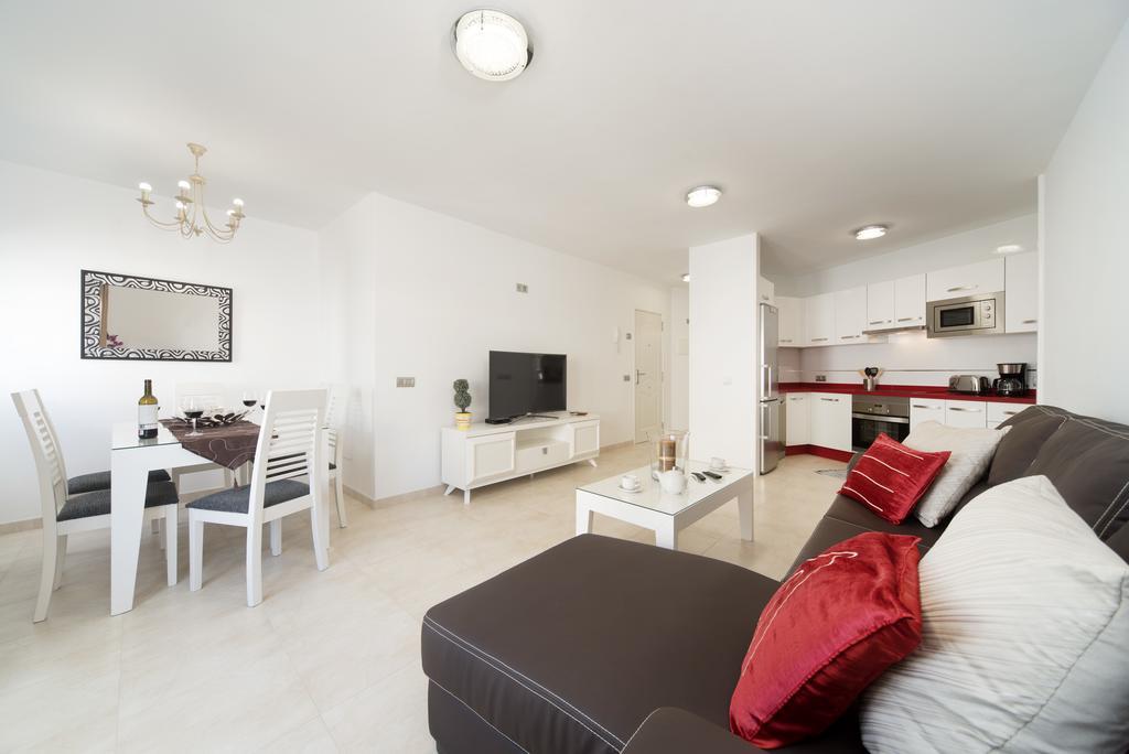 Apartment Old Town ปูแอร์โตเดลคาร์เมน ภายนอก รูปภาพ