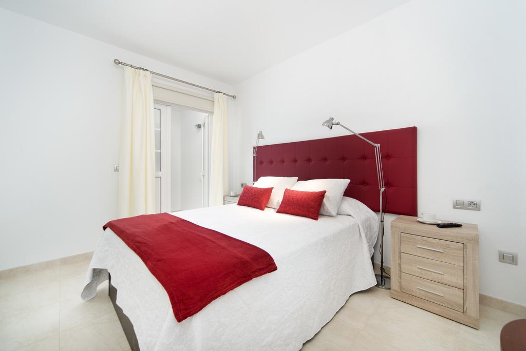 Apartment Old Town ปูแอร์โตเดลคาร์เมน ภายนอก รูปภาพ