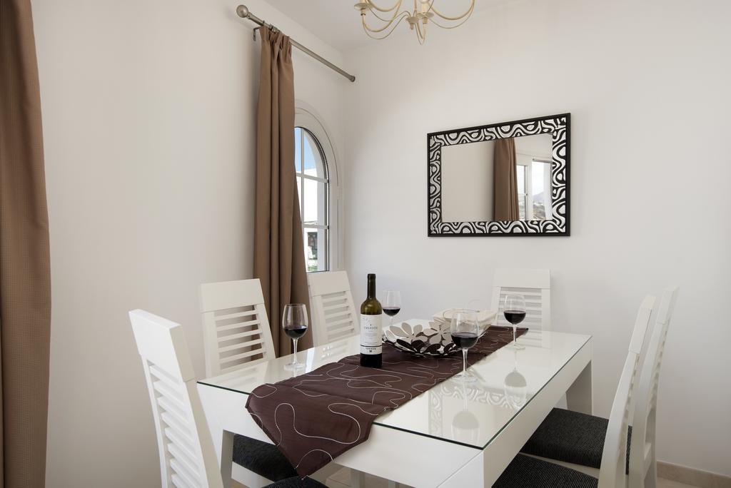 Apartment Old Town ปูแอร์โตเดลคาร์เมน ภายนอก รูปภาพ